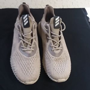 YEEZY